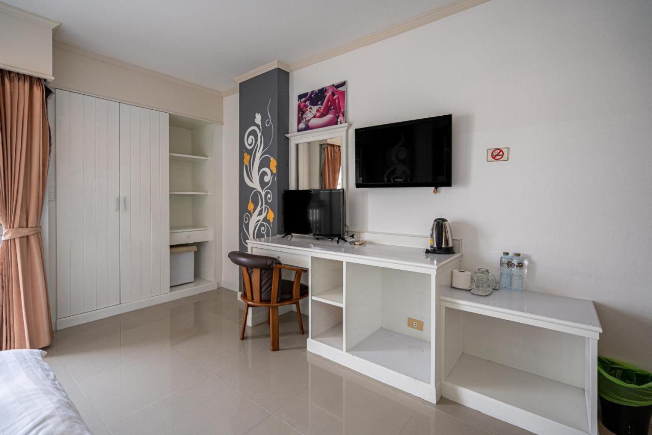 Hotel Santi White House Patong Zewnętrze zdjęcie